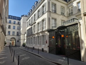 واجهة المنشأة