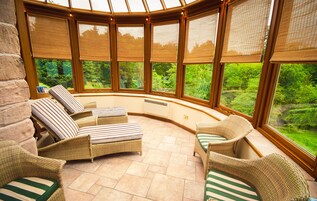 Body treatments, body wraps, body scrubs, facials, 2 treatment rooms