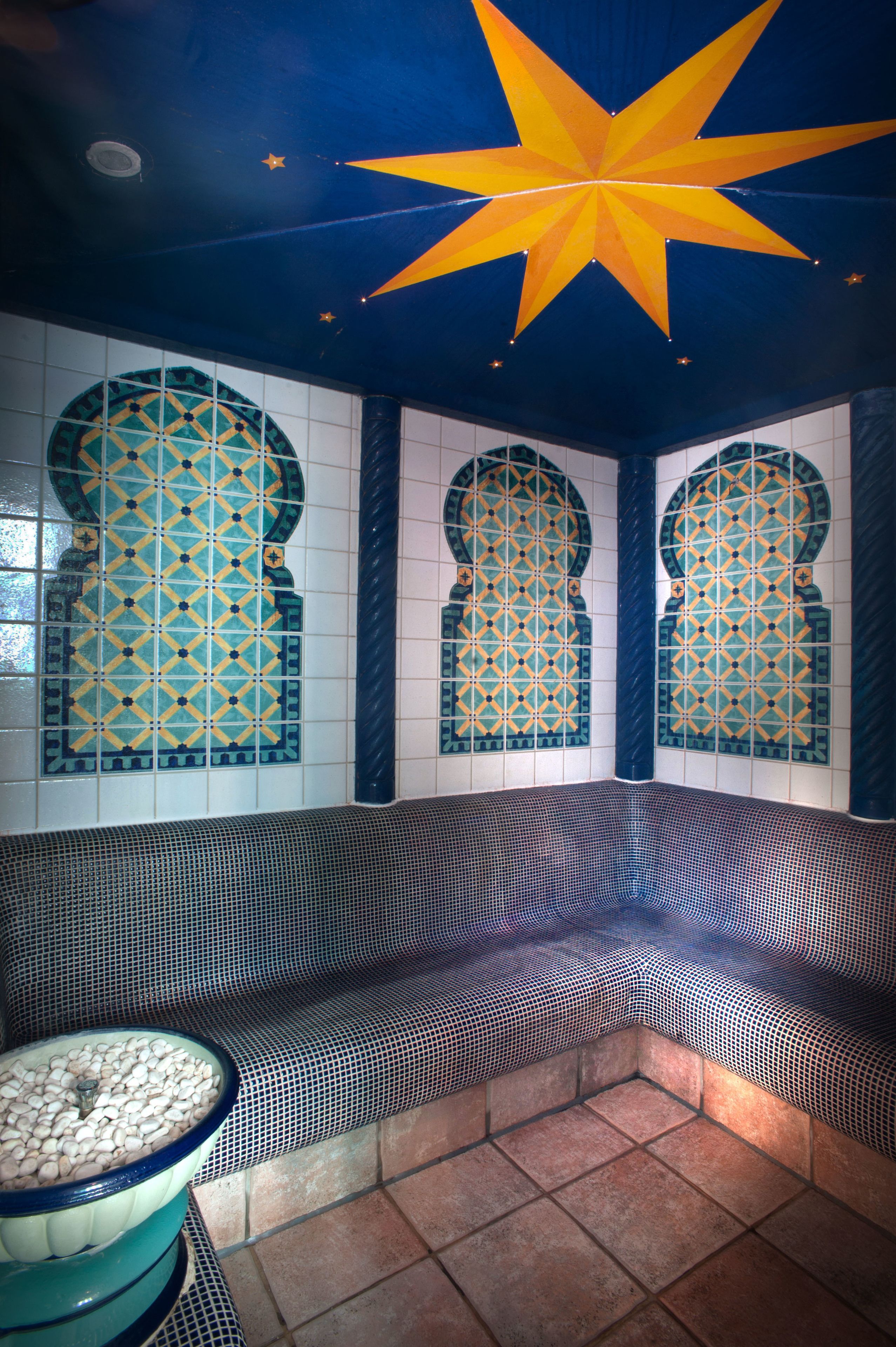 hot tub, body treatments, hydrotherapy, body wraps, body scrubs, facials