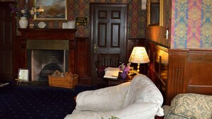 Interior - The Craigdarroch Inn (Inverness)