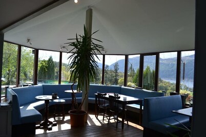 The Craigdarroch Inn