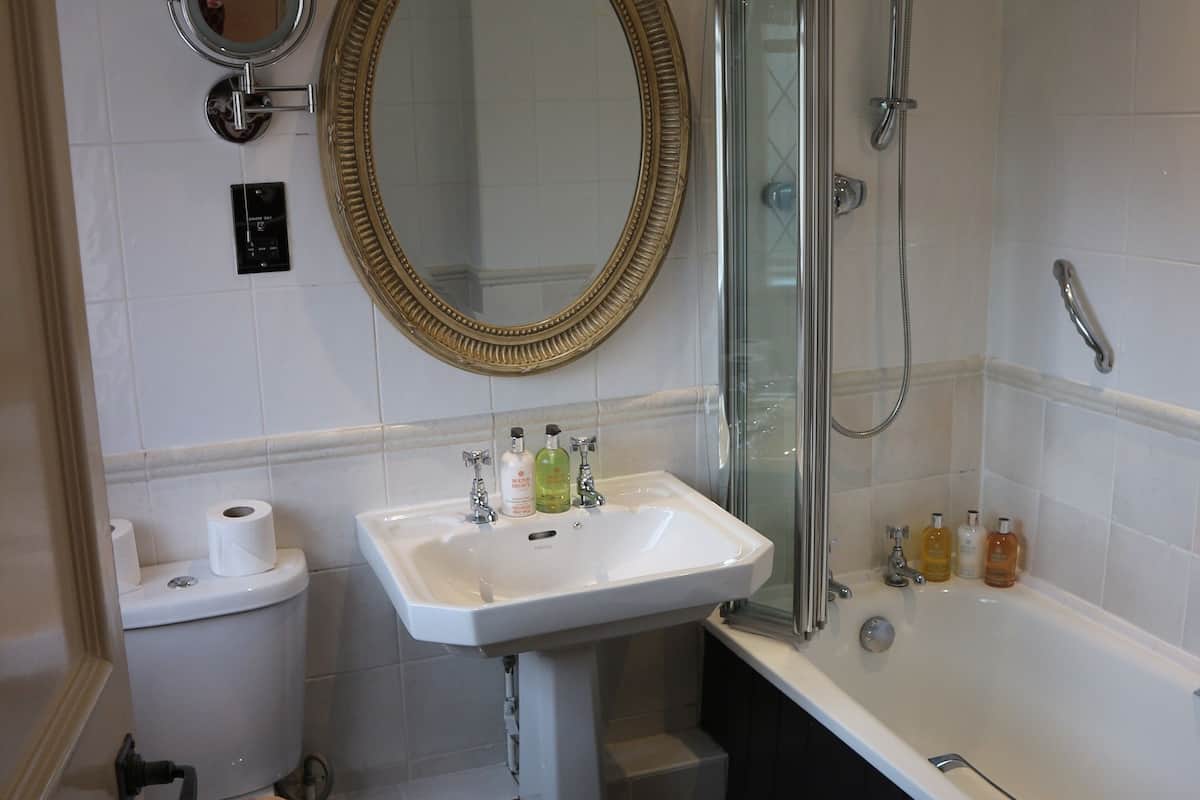 good double or twin | bathroom | free toiletries, hair dryer, towels