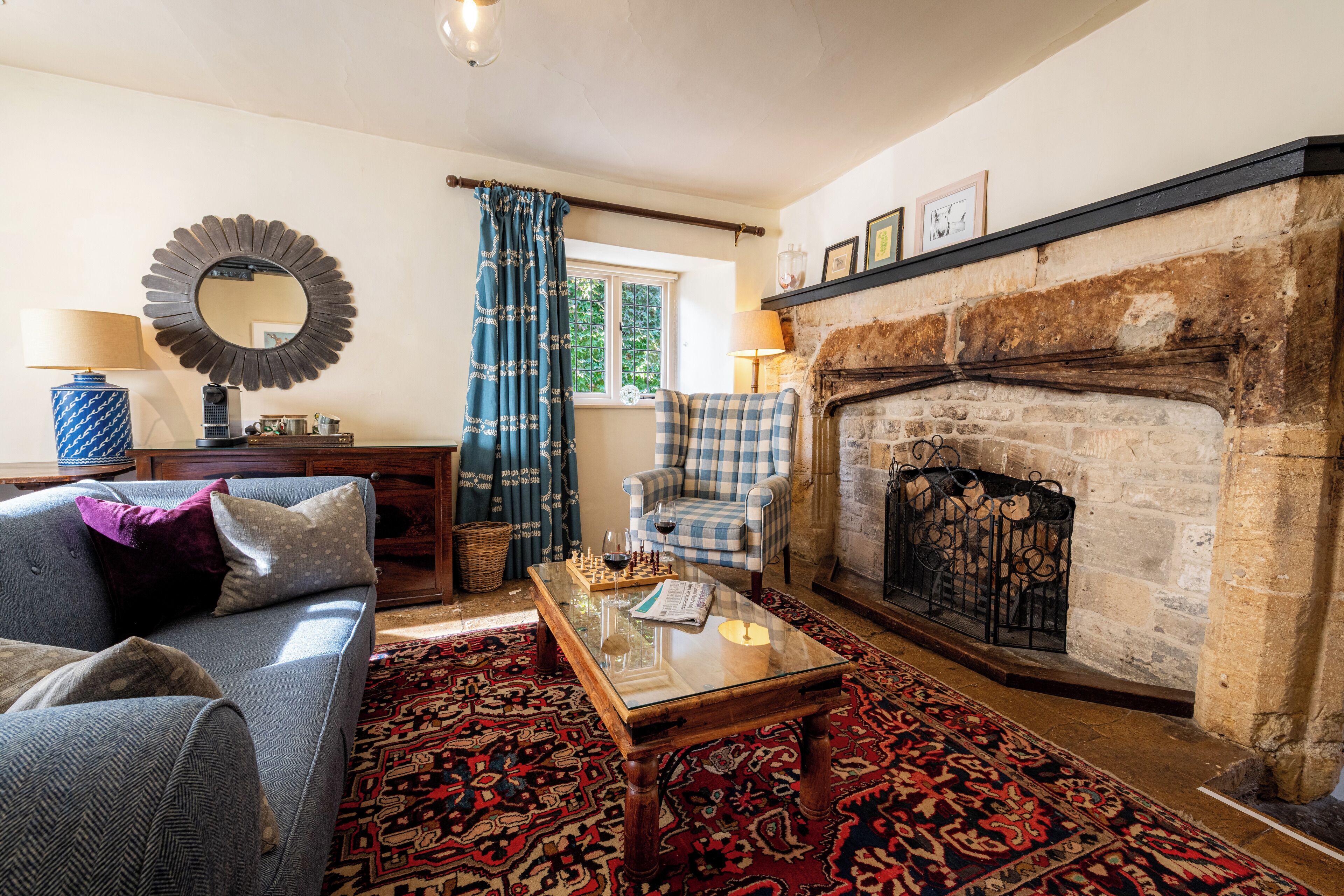 Junior Suite | Living area | TV