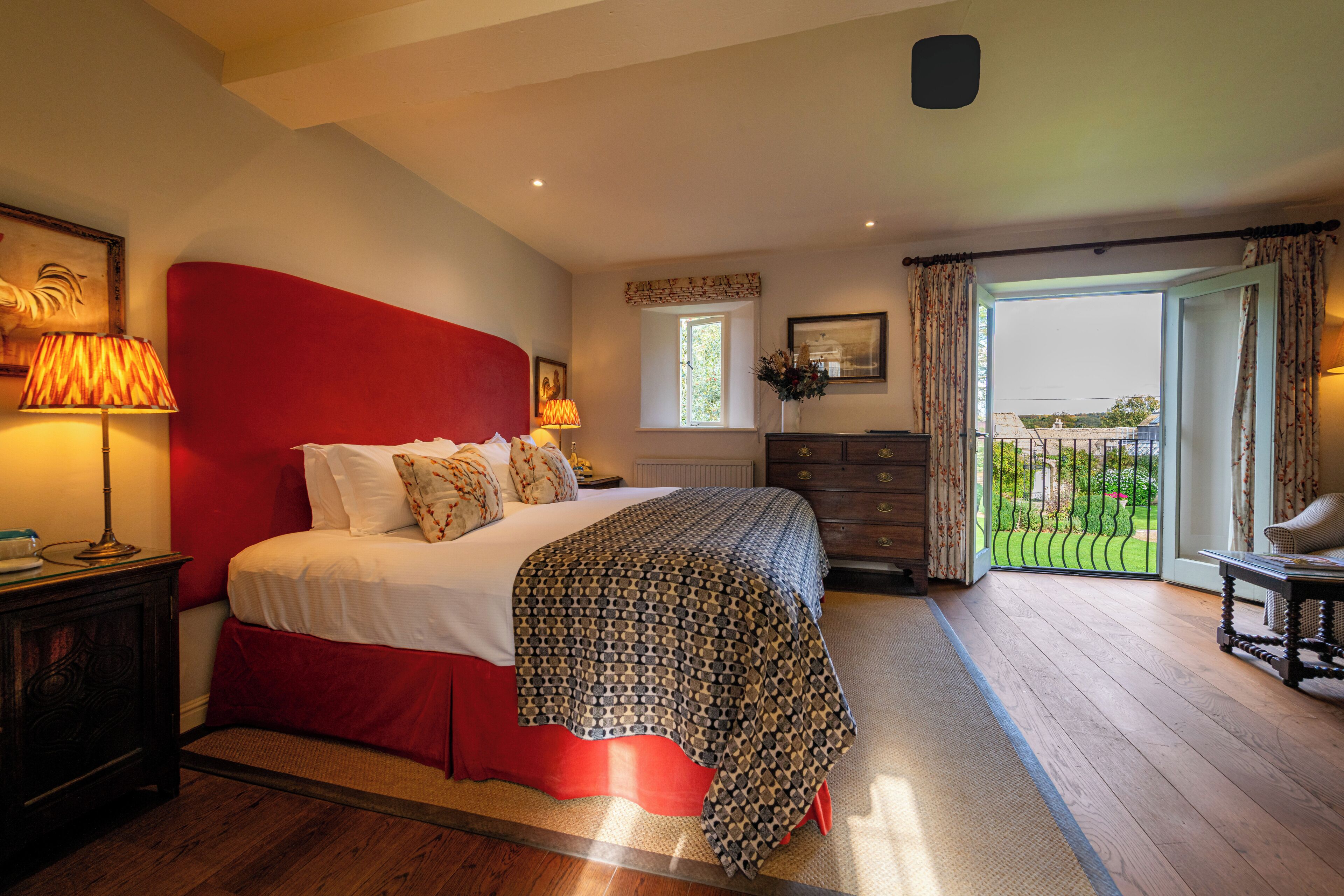 Gallery Double or Twin Room | Premium bedding, in-room safe, desk, iron/ironing board