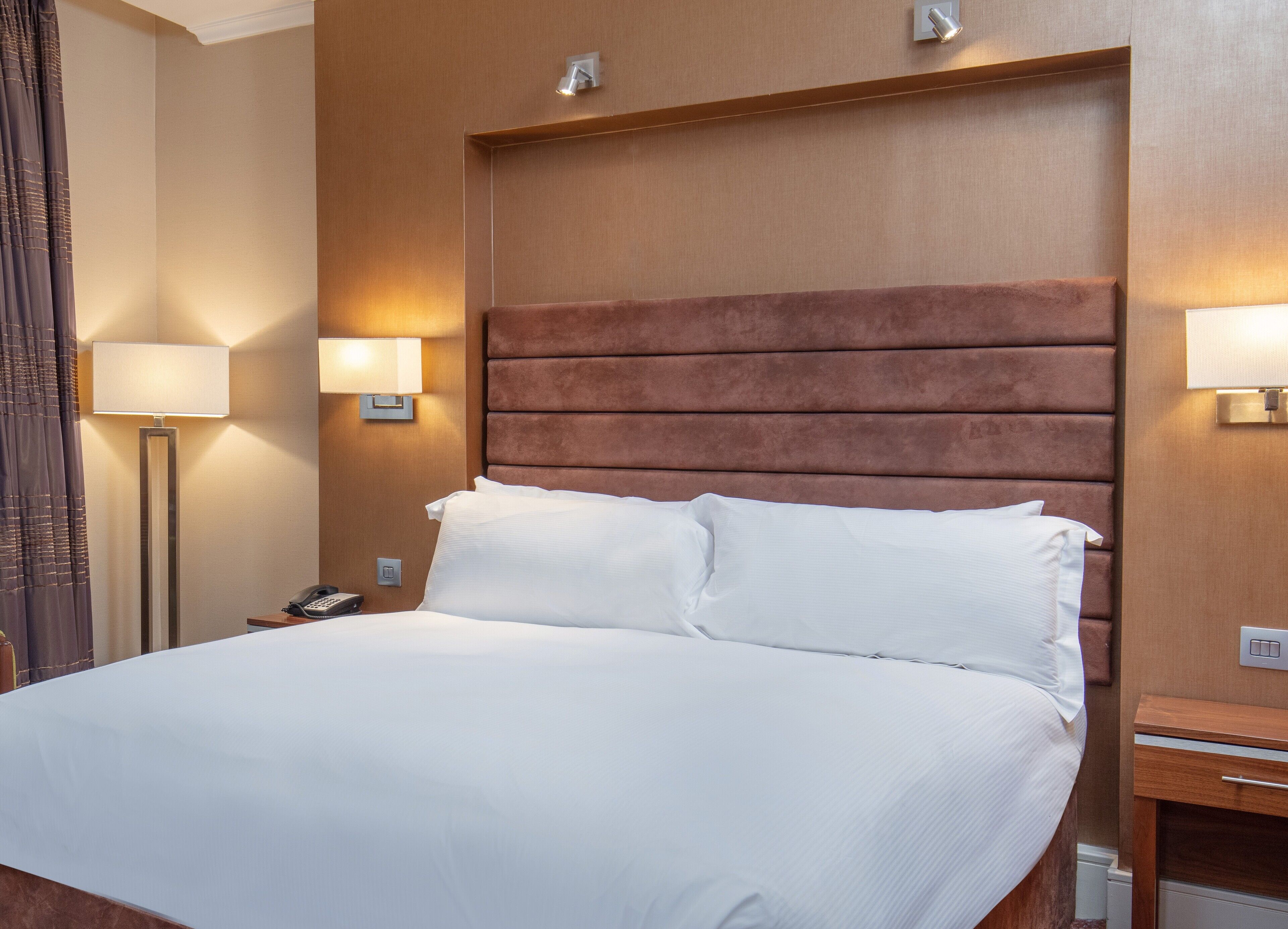 superior king room - modern wing | 1 bedroom, in-room safe, desk, laptop workspace