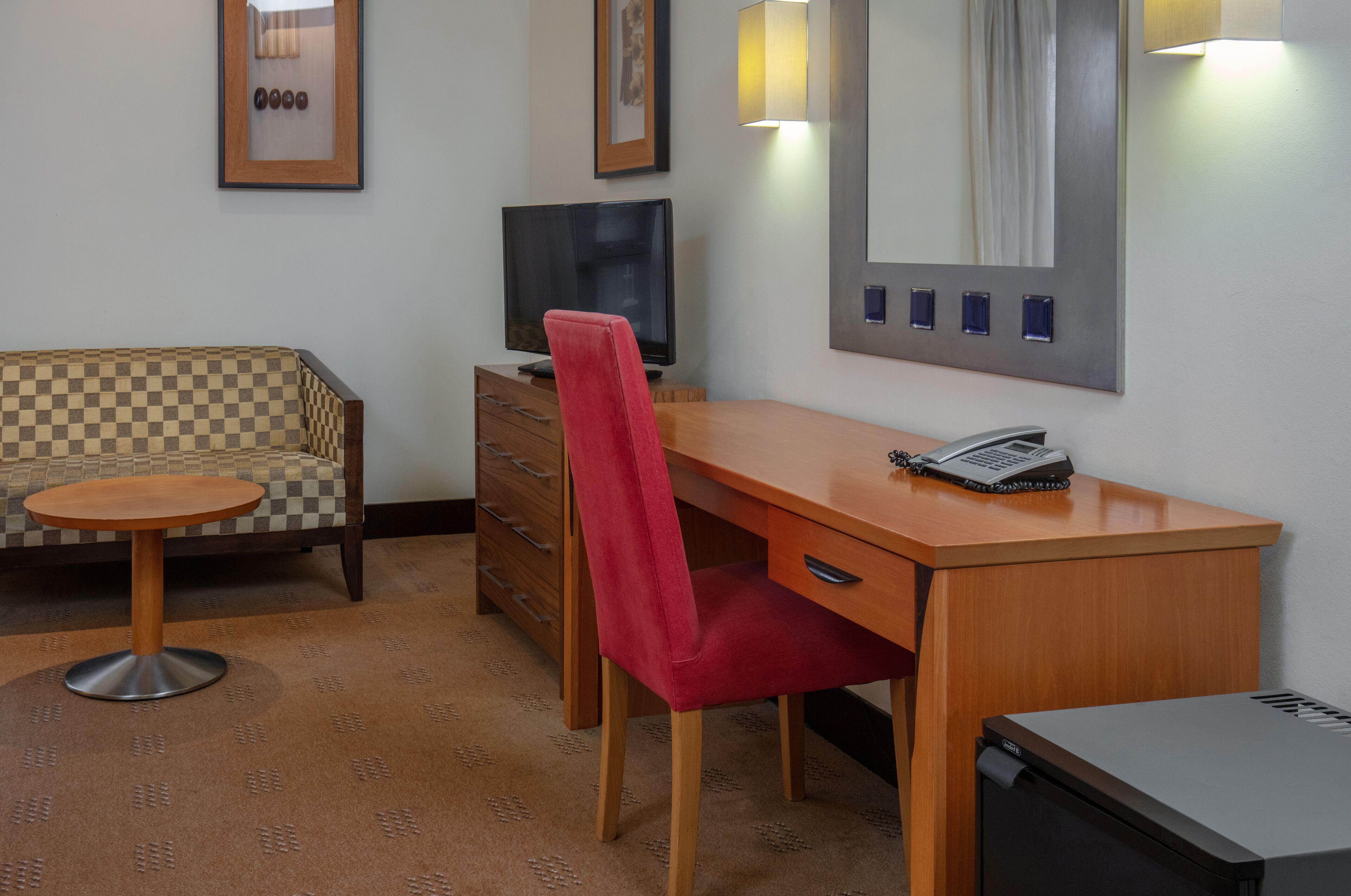 classic twin room - modern wing | 1 bedroom, in-room safe, desk, laptop workspace