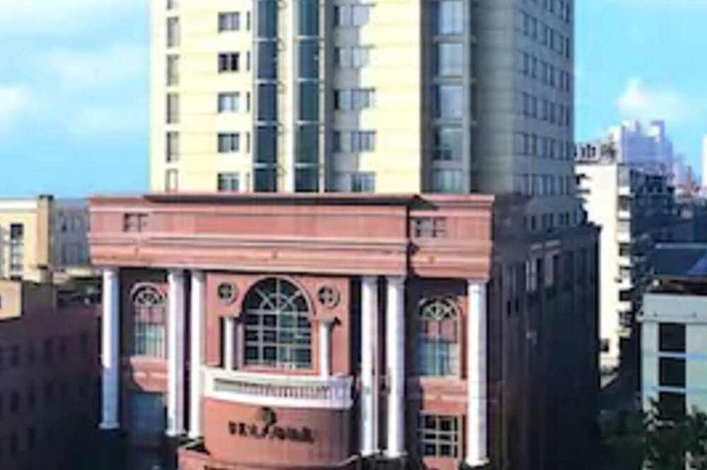 Ramada Plaza Tian Lu