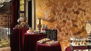 2 restaurants; lunch and dinner served - Ramada Plaza Tian Lu (Wuhan)