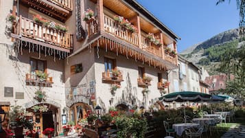 Extérieur