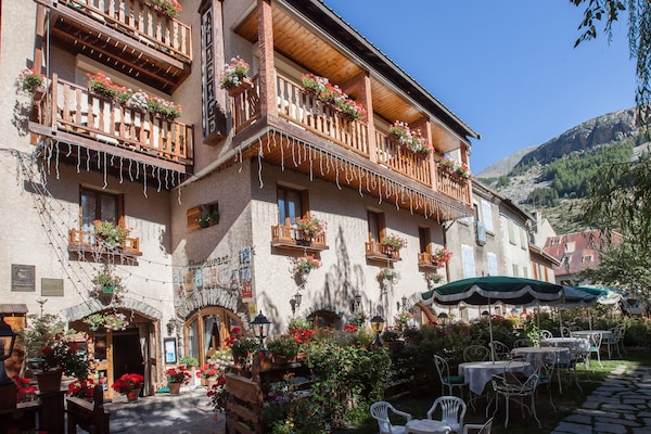 Auberge Du Choucas - Briançon