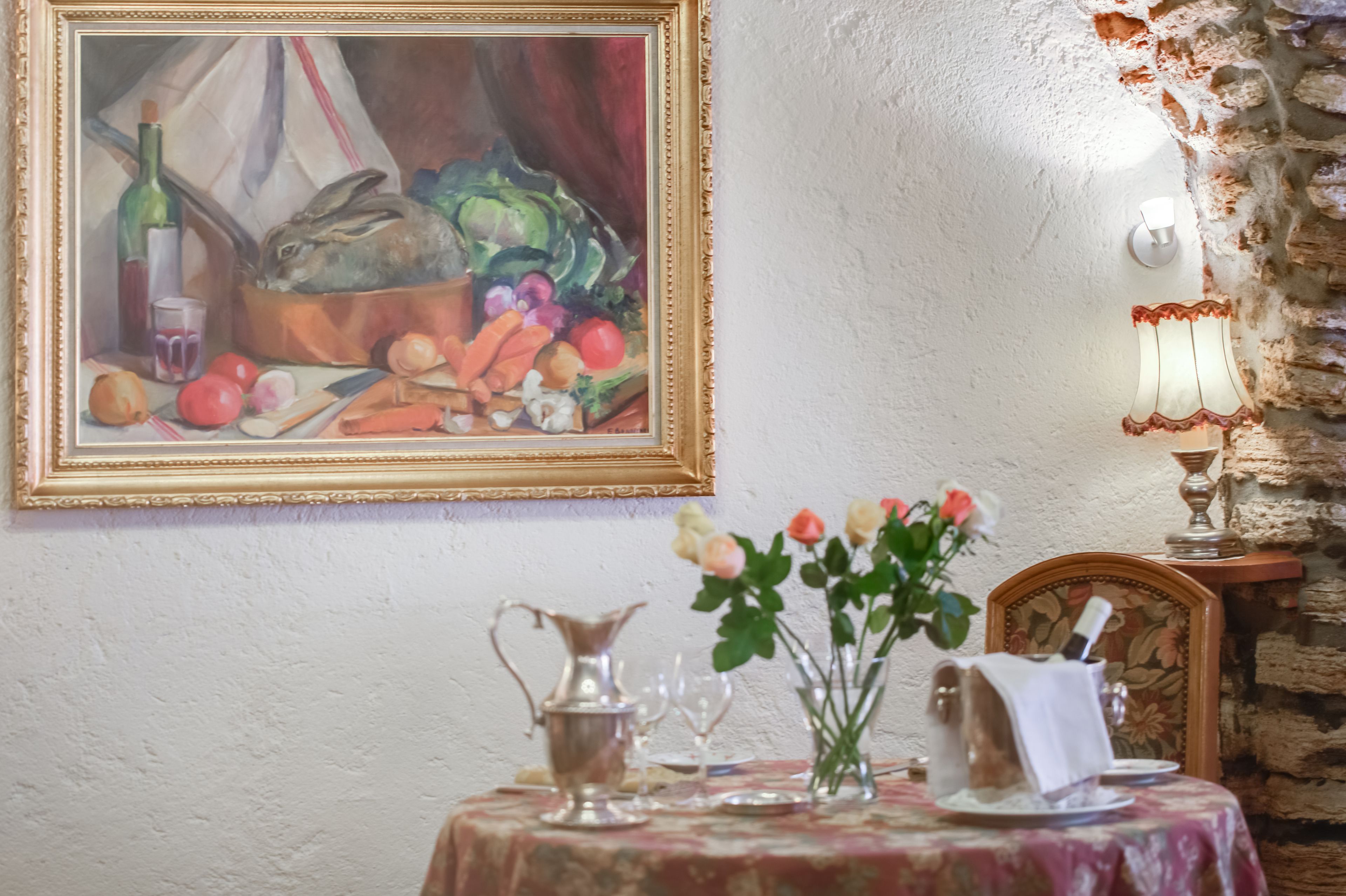 lunch and dinner served, french cuisine