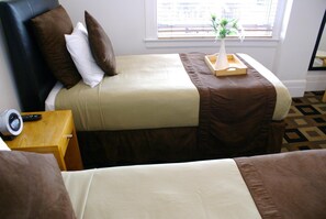 Iron/ironing board, free WiFi, bed sheets