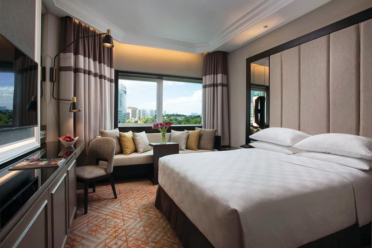1 bedroom, minibar, in-room safe, desk