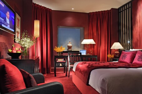 Orchard Hotel Singapore - Image 54