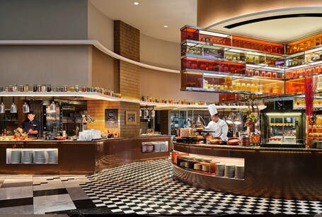 Grand Copthorne Waterfront - Image 9