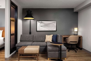 Premium bedding, pillowtop beds, in-room safe, desk