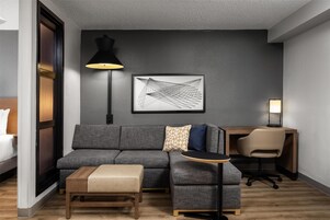 Premium bedding, pillowtop beds, in-room safe, desk