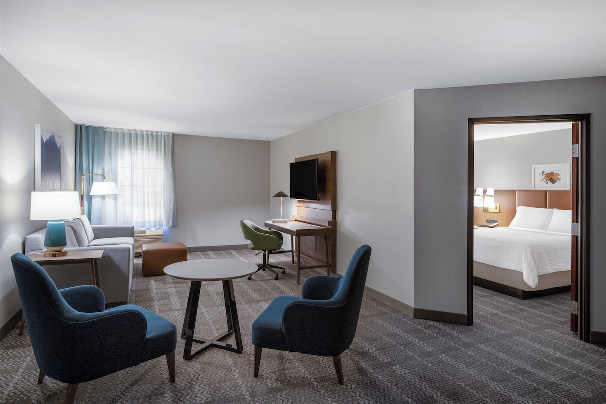 1 bedroom, laptop workspace, blackout curtains, iron/ironing board