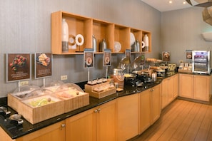 Free daily buffet breakfast
