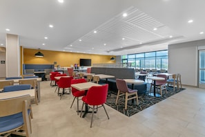 Desayuno buffet incluido todos los días 