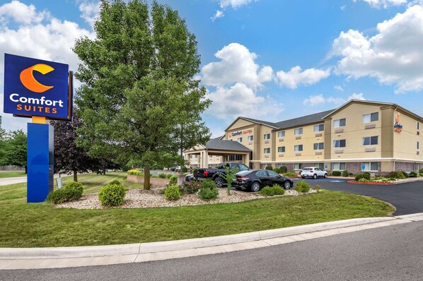 Exterior - Comfort Suites Elkhart North (Elkhart)