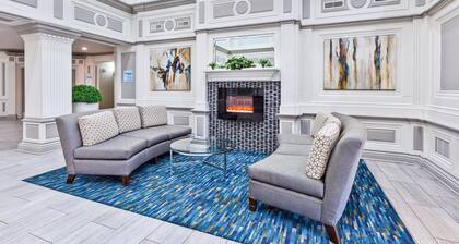 Holiday Inn Express & Suites - North Carmel / Westfield by IHG
