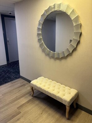 Hallway - Comfort Inn & Suites Dayton Northwest - Englewood (Englewood)
