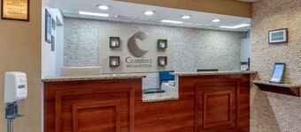 Comfort Inn & Suites Dayton Northwest - Englewood