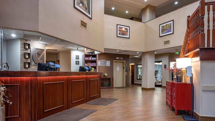 Comfort Suites State College near Penn State