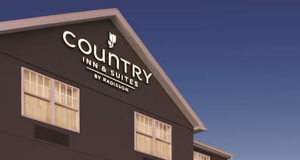 Country Inn & Suites by Radisson, Dubuque, IA