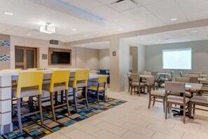 Free daily buffet breakfast - Comfort Inn & Suites Melbourne-Viera (Melbourne)