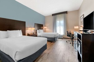 Decoración personalizada, muebles diferentes y escritorio 