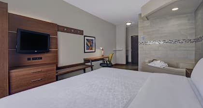Holiday Inn Express Marshall by IHG