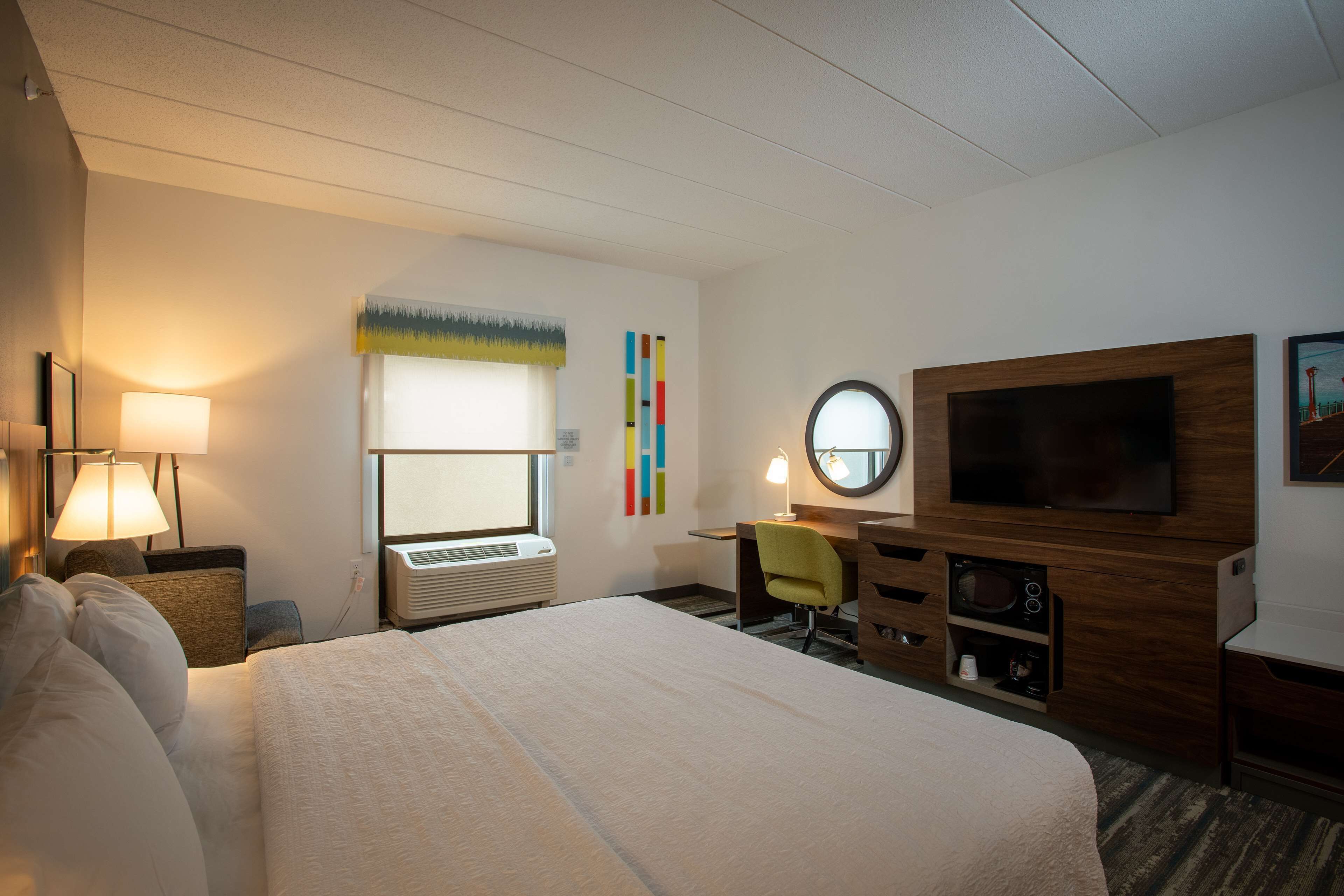 room, 1 king bed, accessible | iron/ironing board, free cots/infant beds, rollaway beds, free wifi