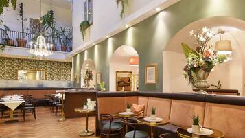 Daily buffet breakfast for a fee