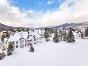 Exterior - Hilton Grand Vacations Club Tremblant Canada (Mont-Tremblant)