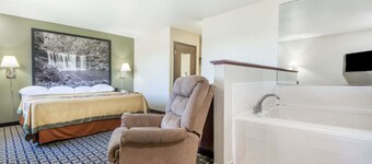 Super 8 by Wyndham Madison IN