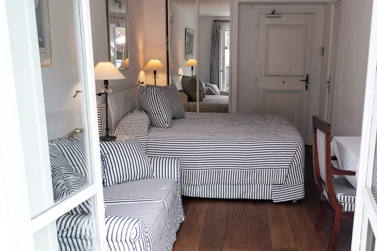 Deluxe dubbelrum - terrass - utsikt mot poolen | 1 sovrum, sängtillbehör av högsta kvalitet och bäddmadrasser