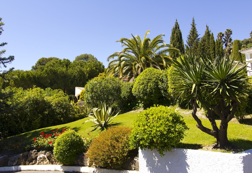 Hôtel Les Vergers de Saint Paul by null
