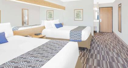Microtel Inn & Suites by Wyndham Ames