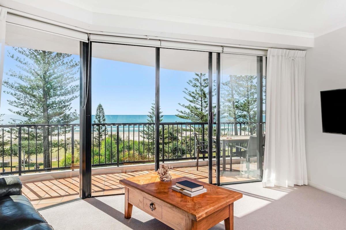 Habitación, 1 habitación (Ocean) | 2 habitaciones, caja de seguridad en la habitación y insonorización