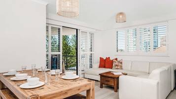 Room, 3 Bedrooms (Ocean)