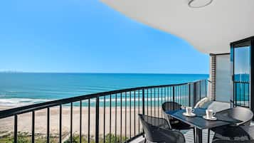 2 Bedroom Deluxe Ocean | Beach/ocean view