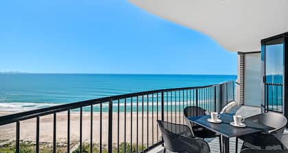 Mantra Coolangatta Beach
