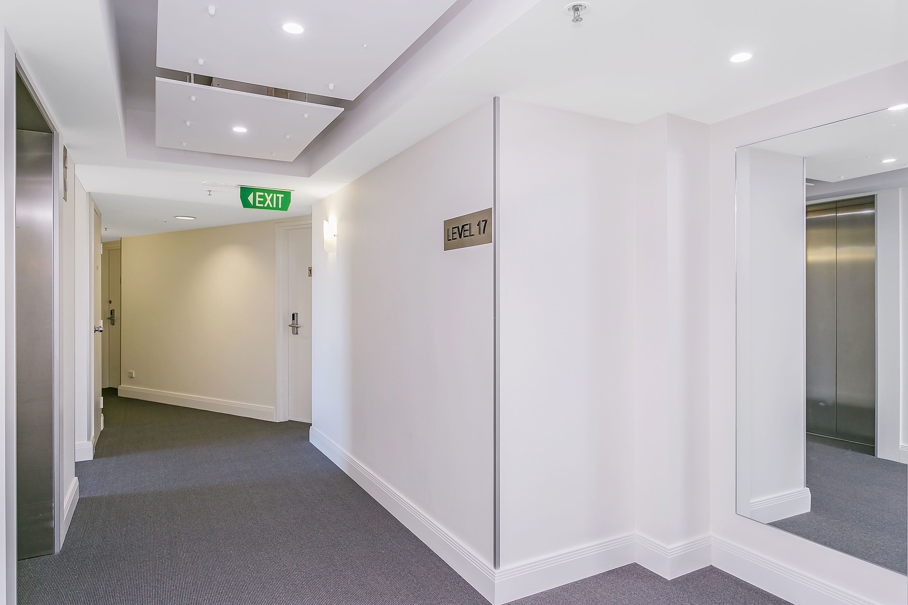 Mantra Coolangatta Beach — image 30