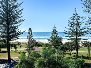 Room, 1 Bedroom (Ocean) | In-room safe, soundproofing, iron/ironing board, cots/infant beds - Mantra Coolangatta Beach (Coolangatta)