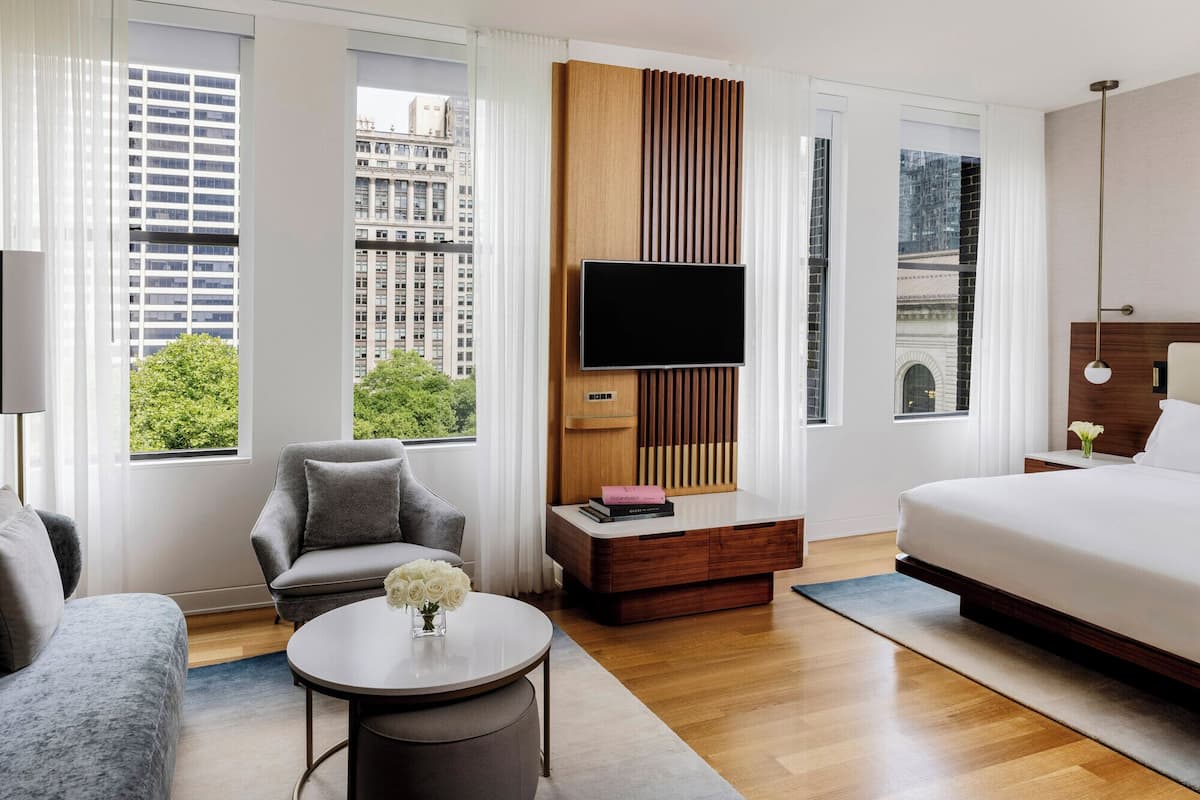 1 bedroom, premium bedding, minibar, in-room safe