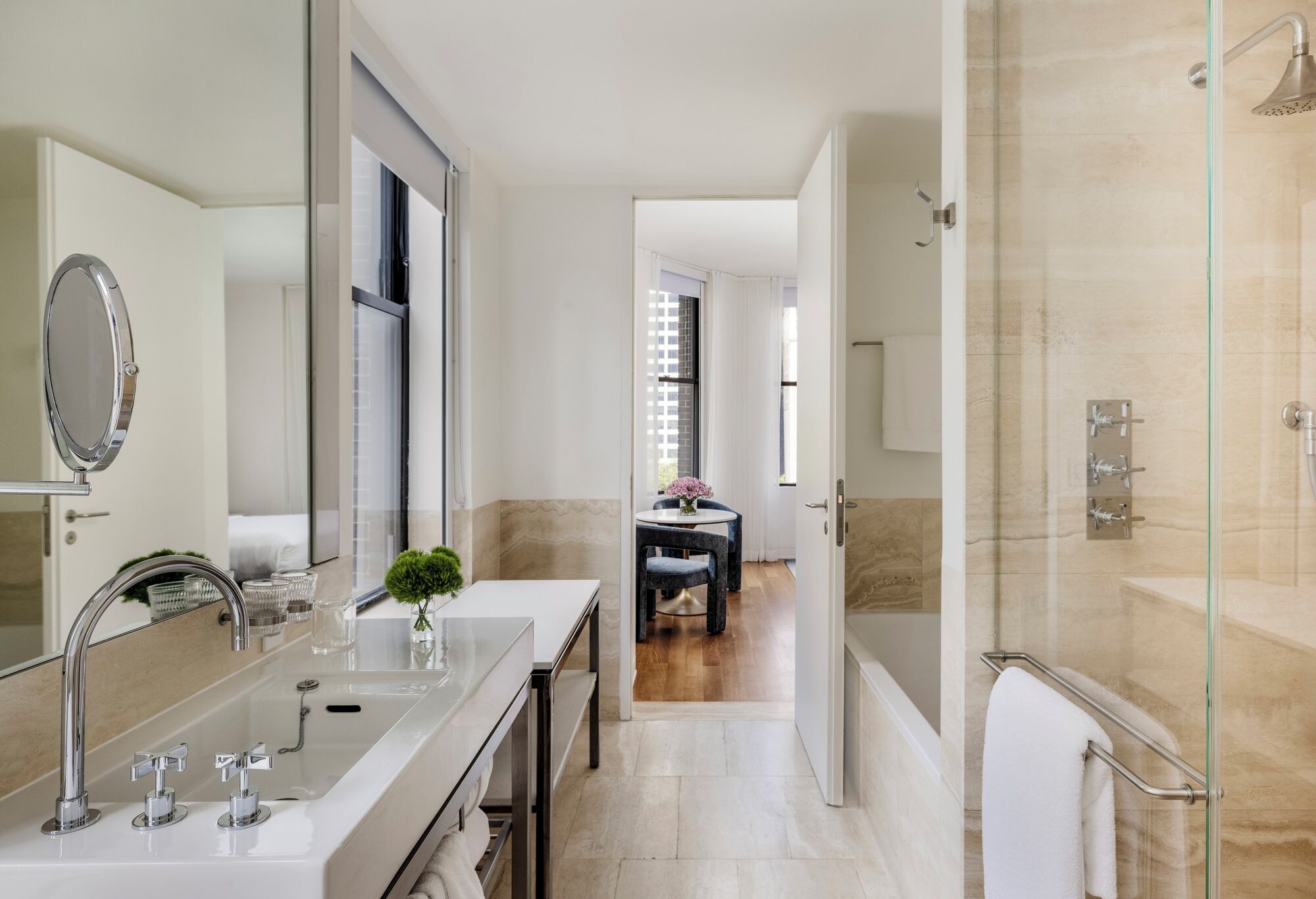 deluxe room, 1 queen bed, park view | bathroom | designer toiletries, hair dryer, bathrobes, slippers