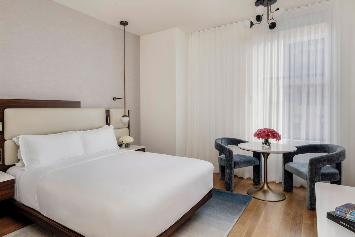 1 bedroom, premium bedding, minibar, in-room safe