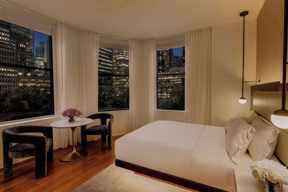 1 bedroom, premium bedding, minibar, in-room safe